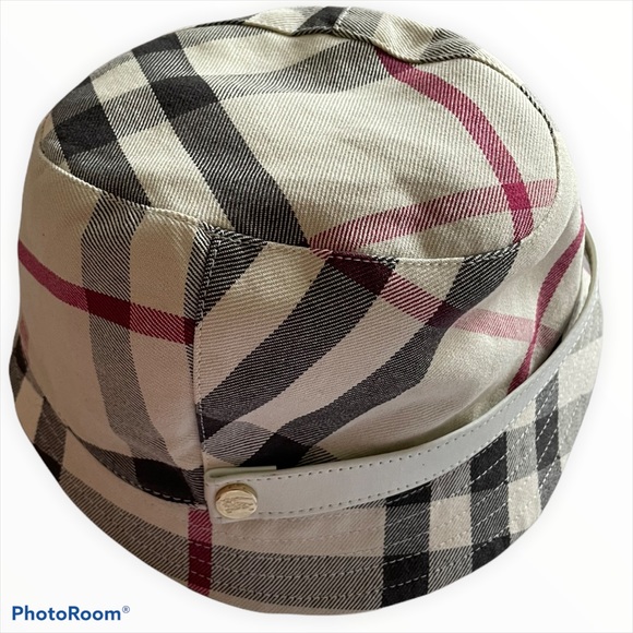 Burberry Bucket Hat - Picture 3 of 4